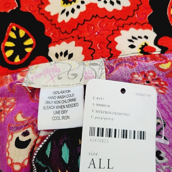 Free People Little Wing Kimono  Boho Floral Shawl‎ Size All - Picture 15 of 16